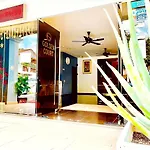 Golden Court Hotel - Sri Pelangi