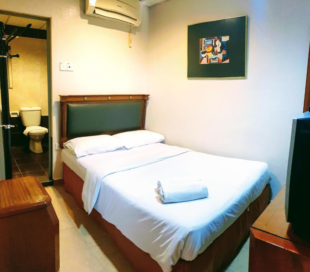 Golden Court - Sri Pelangi Hotel 2*